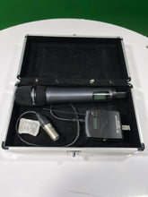 Load image into Gallery viewer, Sennheiser ew 135-p G3 Camera Mount Wireless Microphone System
